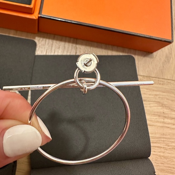 Hermes Echappee Loop Earrings Medium size 1.6” - Picture 3 of 10